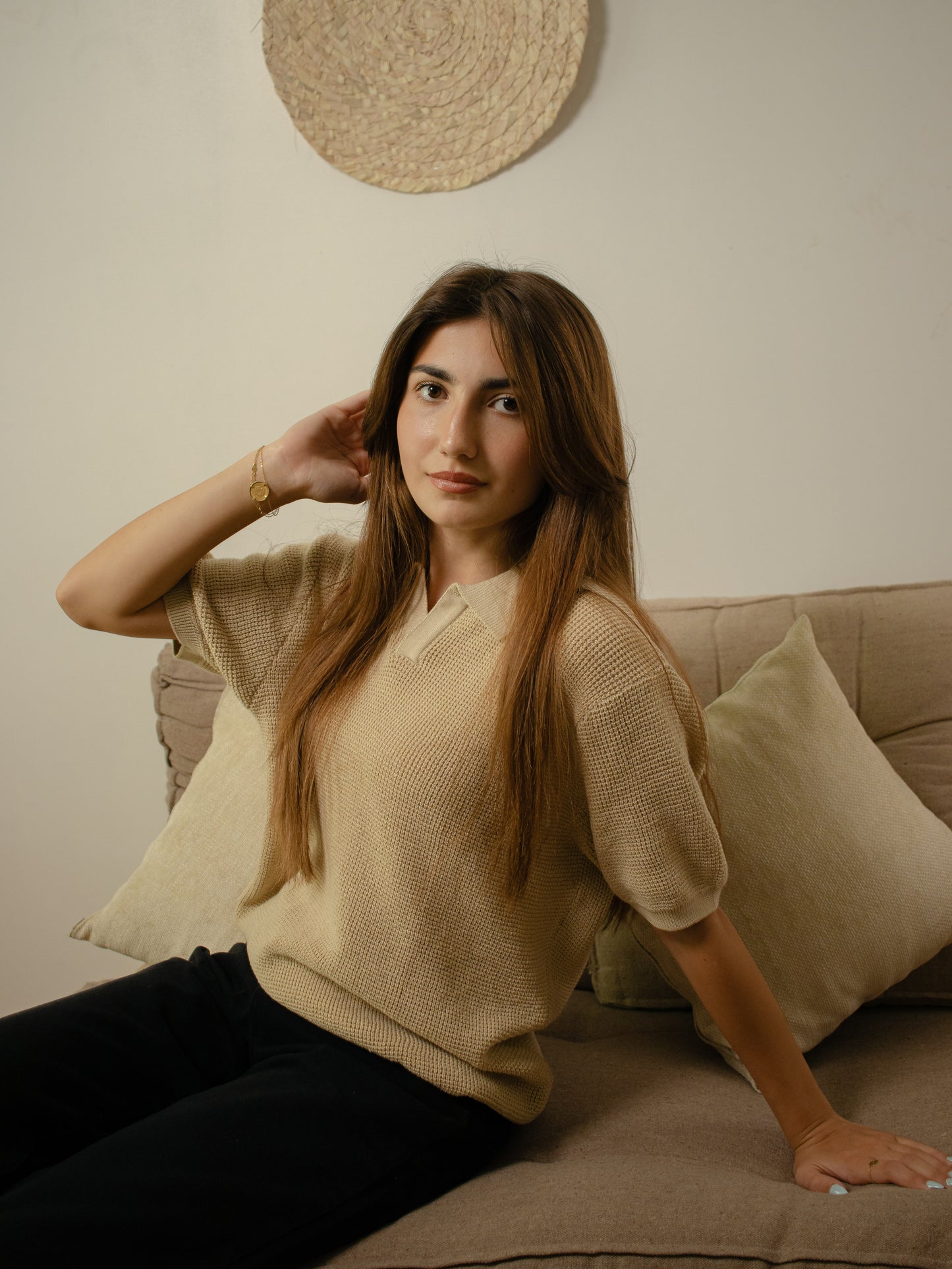 Unisex beige knitted polo