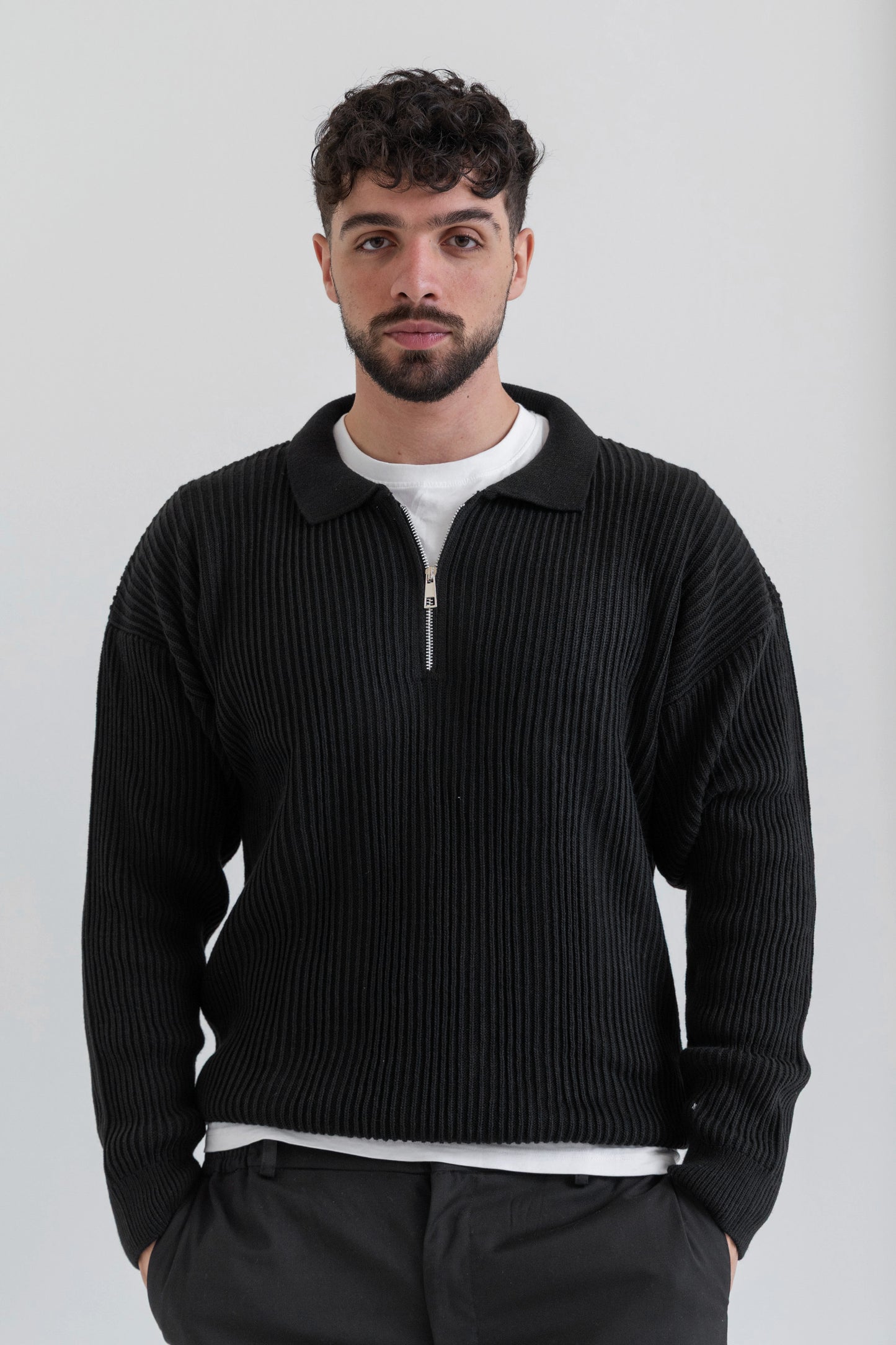 Unisex Black Knitted Quarter Zipper