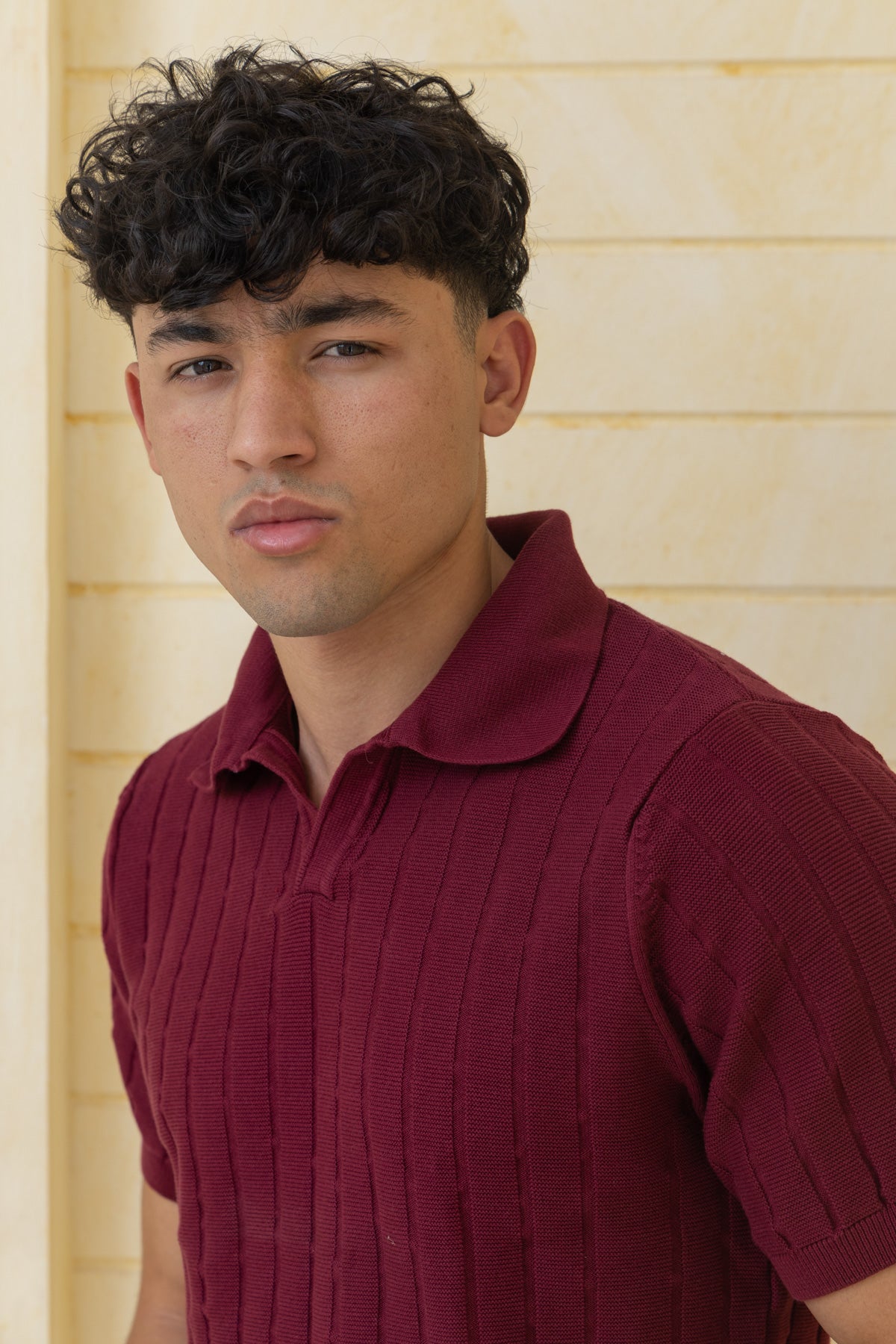 Unisex burgundy knitted polo