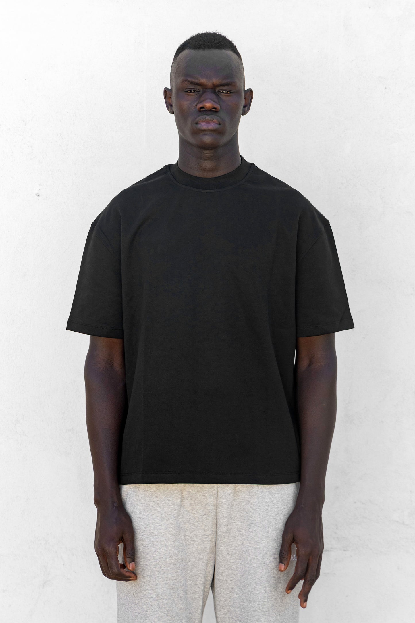 Regular fit black T-shirt